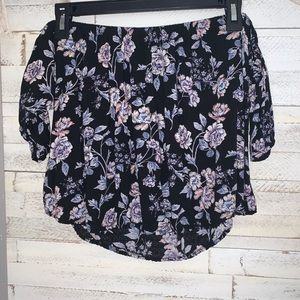 American eagle floral tank! Off the shoulder